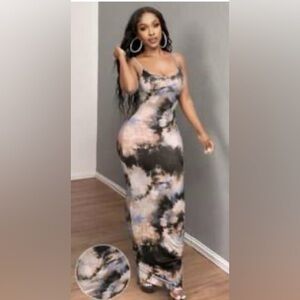 Elegant Tie-Dye Maxi Dress